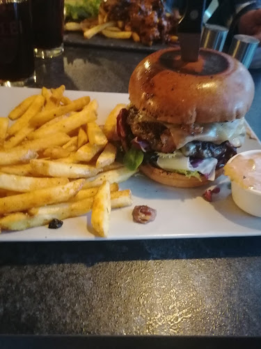 Fat Bull's - Gastrohouse - Ravintola-ala