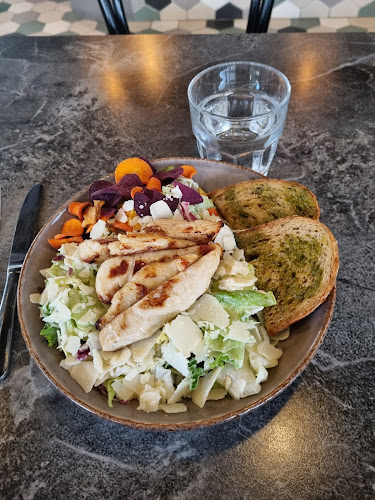 Wine Cafe Olavi - Ravintola-ala