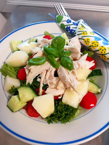 Opinii despre Kahvila Kissantassu în Järvenpää - Ravintola-ala