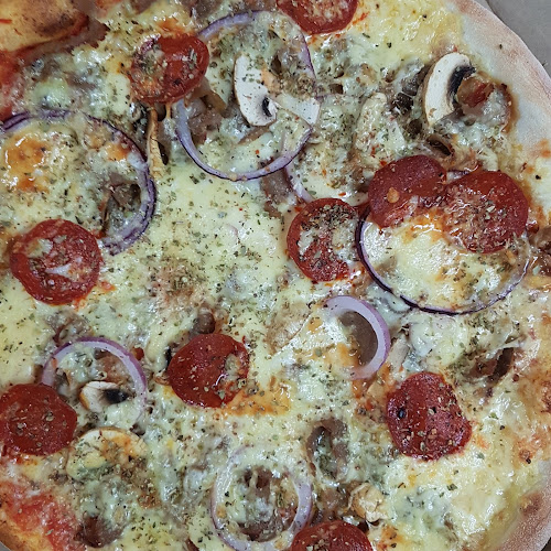 Opinii despre Lobos Pizzeria în Lieksa - Ravintola-ala