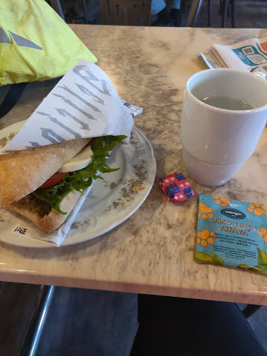 Opinii despre Domino & Macaron în Salo - Ravintola-ala