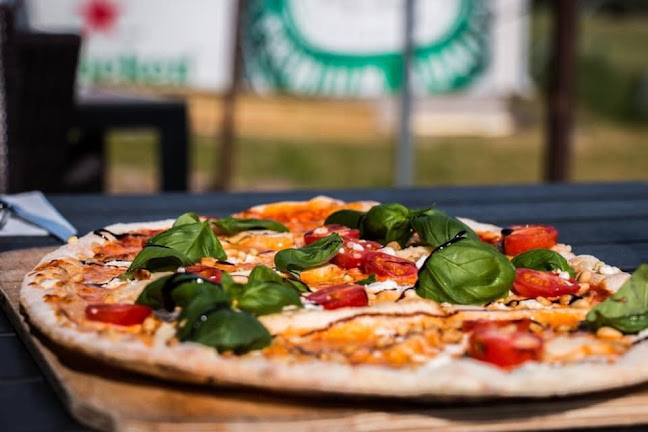 Opinii despre Kultaranta Heineken House în Naantali - Ravintola-ala