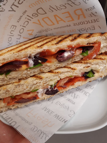 Hotel Sveitsin Viihdekeskus, Härkävehmaankatu 4, 05900 Hyvinkää