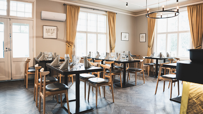 Huwila Bar & Kitchen