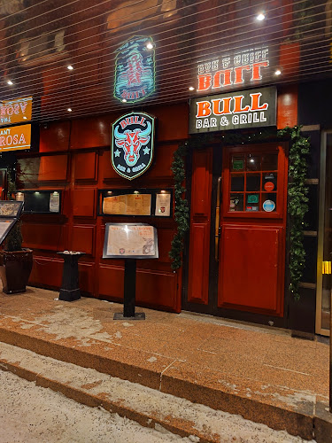 Comentarii opinii despre Bull Bar and Grill