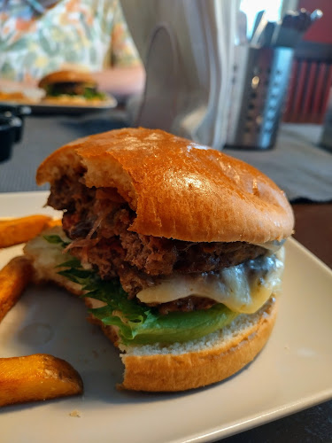 Smokehouse 299 Tyrnävä - Smoked Burgers & BBQ Phone number