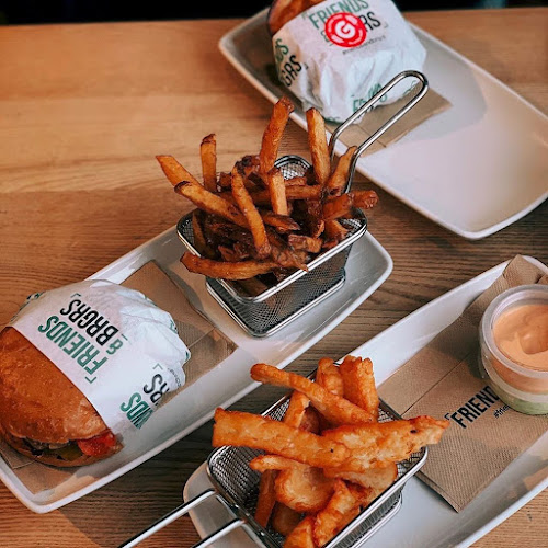 Reviews of Friends & Brgrs Kaari in Helsinki - Ravintola-ala