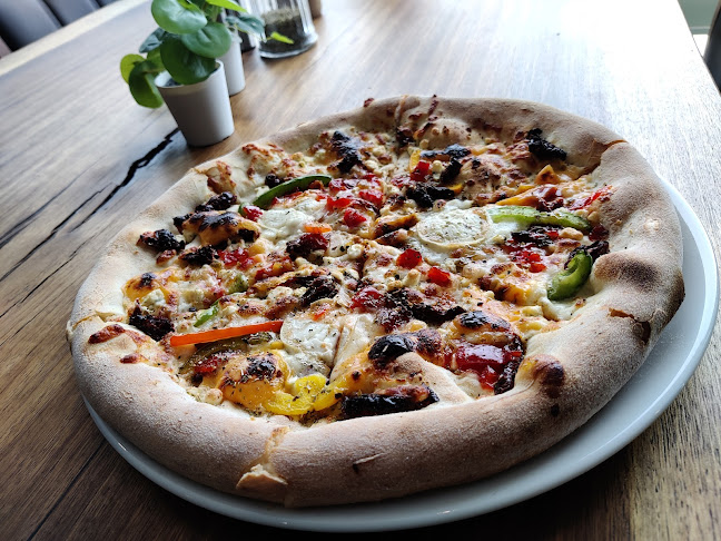 Opinii despre Pizza 4u în Hyvinkää - Ravintola-ala