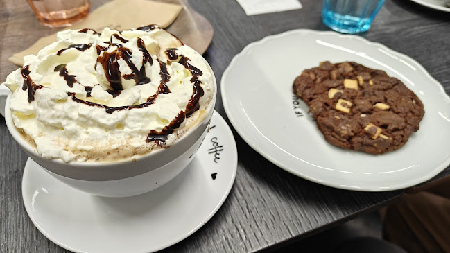 Opinii despre Robert’s Coffee Lohja în Lohja - Ravintola-ala