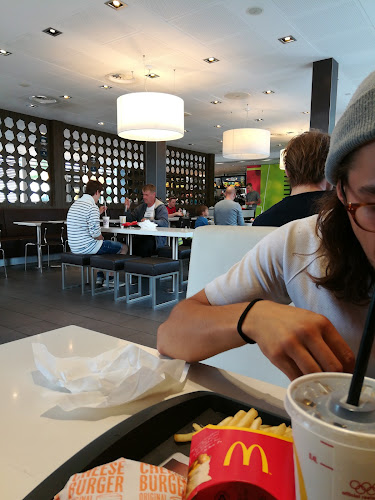 McDonald's Helsinki Herttoniemi - Ravintola-ala