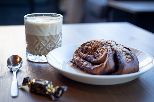 Opinii despre Gomee Ratsula Café în Pori - Ravintola-ala