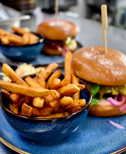 Comments and reviews of One Bar & Restaurant