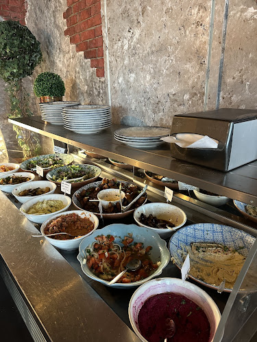 Hummus House Street Phone number