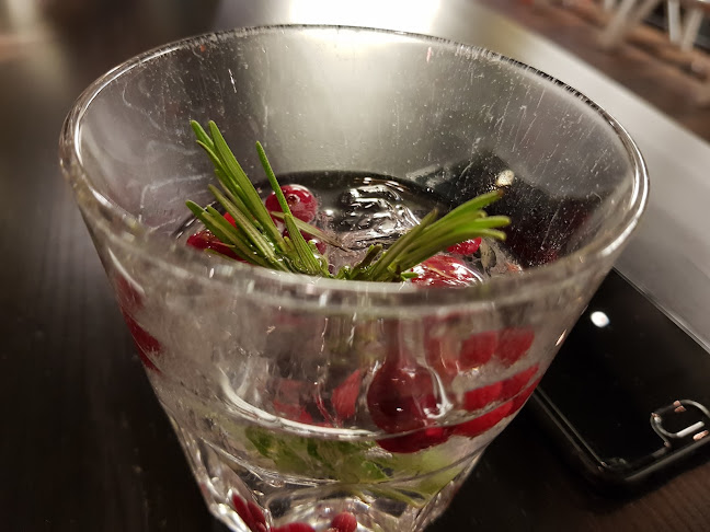 Comentarii opinii despre Oluthuone Joutsen