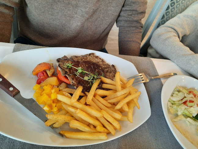 Ravintola Savila Open Times