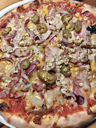 Tirilän Iskender Kebab-Pizzeria