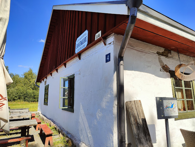Pitkäjärventie 14, 29320 Leineperi