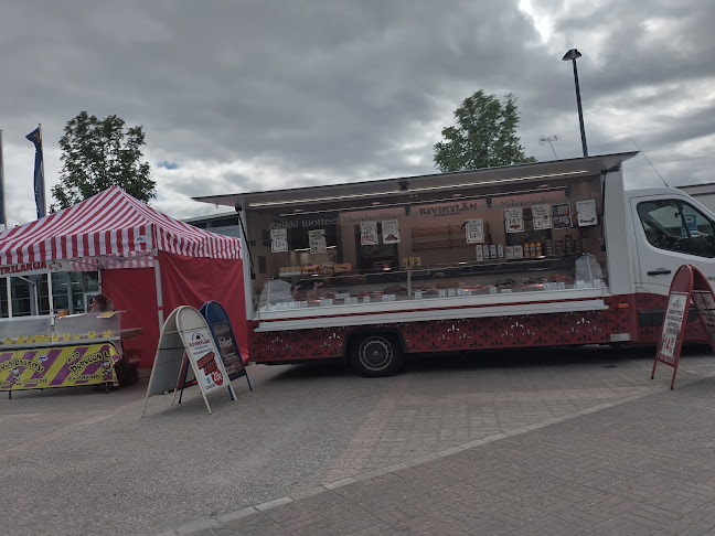 Opinii despre Kuhmon tori în Kuhmo - Ravintola-ala