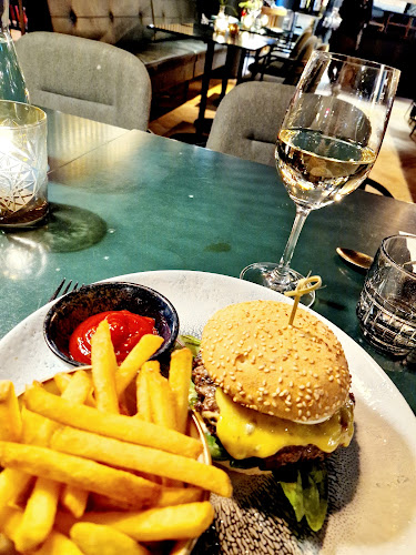 Comentarii opinii despre Ravintola Marski: Kuusi Palaa