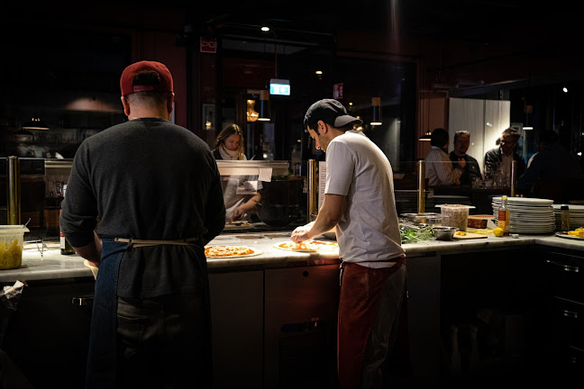 Pizzeria Luca - Ravintola-ala