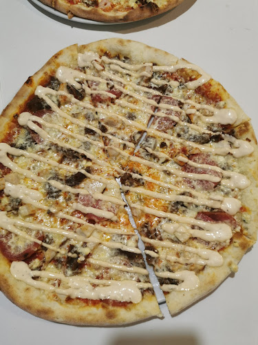 Comentarii opinii despre Lobos Pizzeria