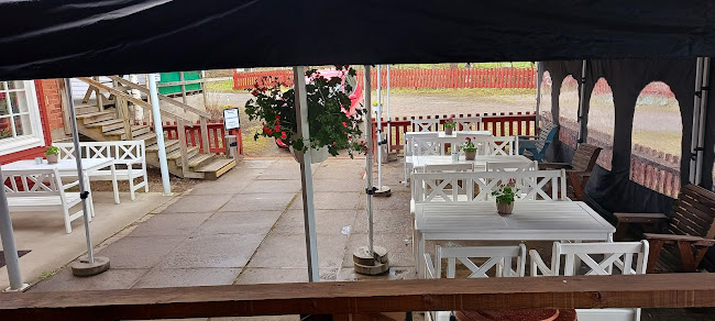 Comentarii opinii despre Piippu Terassikahvila, Vihavuosi