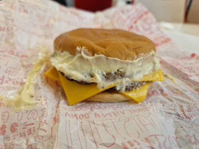 Comentarii opinii despre Hesburger Vantaa Tammisto CM