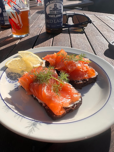 Opinii despre Purjehdusseuran Paviljonki în Uusikaupunki - Ravintola-ala