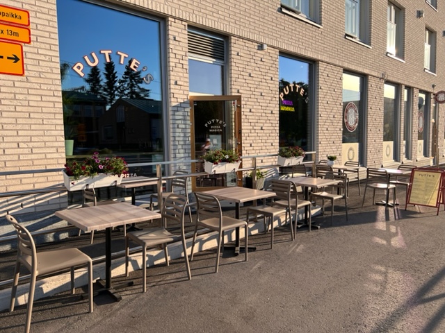 Putte’s Bar & Pizza Tikkurila