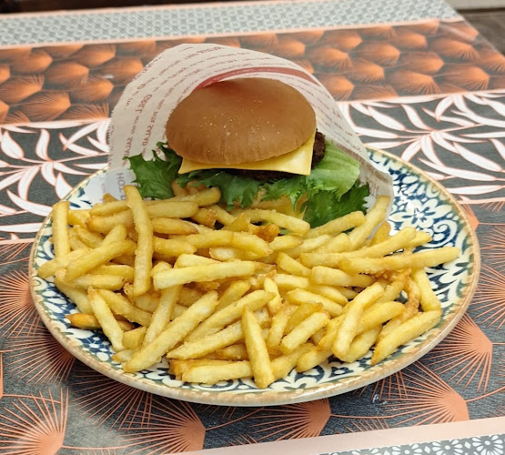 Noutopizzeria Petonen - Ravintola-ala