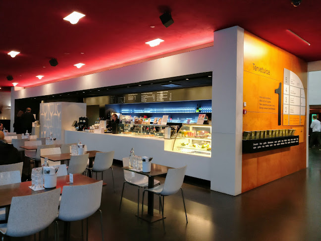 Kiasma Café Open Times