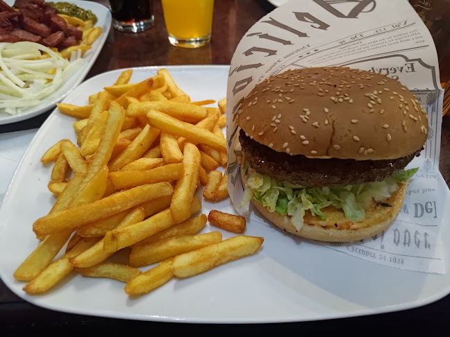 Opinii despre Kolarin Burger & Majat în Rovaniemi - Ravintola-ala