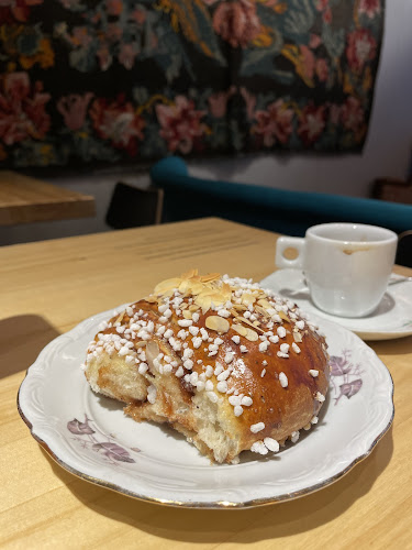 Comments and reviews of Ihana Kahvila Baari