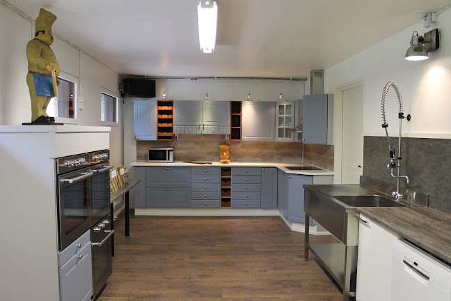 Opinii despre Maalaisleipomo Juurilla în Hämeenkyrö - Ravintola-ala