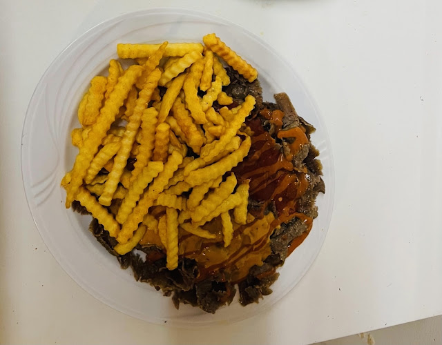 La Mamma Kebab Pizzeria - Ravintola-ala