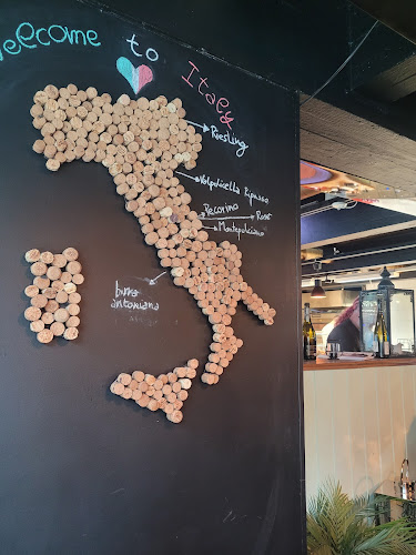 Pizzeria Basilikò - Ravintola-ala