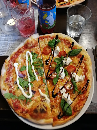 Pizzeria Napoli (SULJETTU, toimii nykyään nimellä Ravintola Napoli)