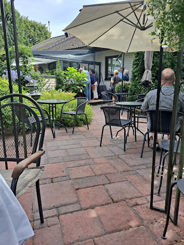 Opinii despre Kesäkahvila Salainen Puutarha în Turku - Ravintola-ala