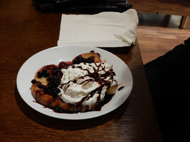 Comentarii opinii despre Lautapelikahvila Taverna