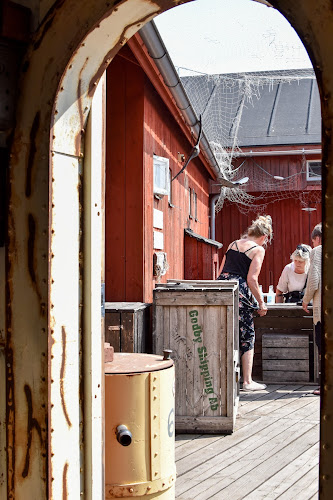 Niska Sjökvarteret Phone number