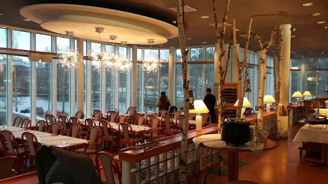 Opinii despre Ammattiopisto Samiedu, Paviljongin kampus în Savonlinna - Ravintola-ala