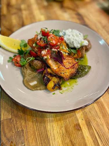 Opinii despre Herkkunuotta Bistro Parainen în Parainen - Ravintola-ala