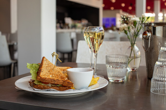 Comments and reviews of Kiasma Café