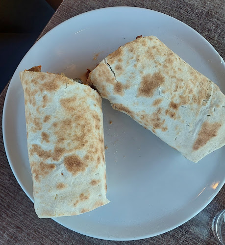 Comentarii opinii despre Tadim Kebab Pizzeria