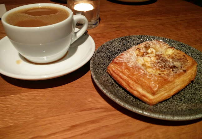 Opinii despre Bakery Eatery Levain Töölö în Helsinki - Ravintola-ala