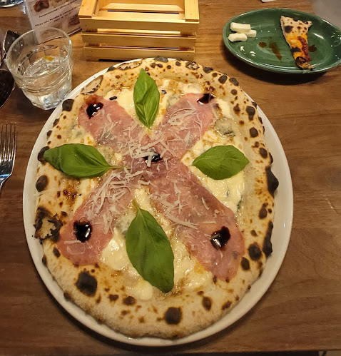 Comentarii opinii despre Capris Pizza Kebab