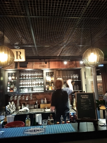 Comments and reviews of Restaurant Linnankellari
