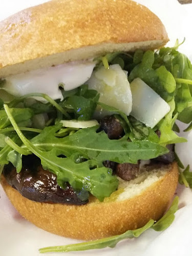 Naughty BRGR - Ravintola-ala