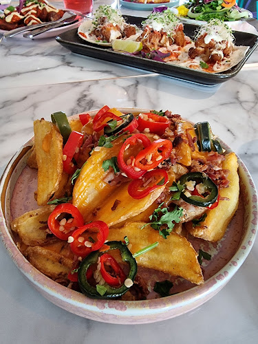 Comentarii opinii despre Smoky Morris