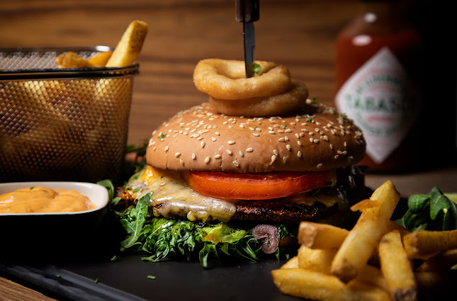 Pizza Express Herttoniemi Open Times